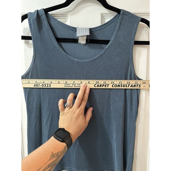 Rabbit Rabbit Rabbit Design Woman’s Tank Top Blue Medium - Picture 7 of 7